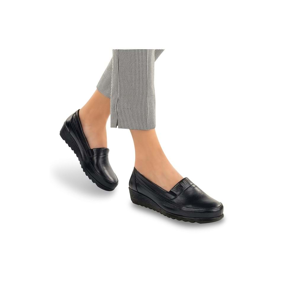 Muya Momento 6 Nokta Anatomik Taban Topuk Dikeni Hakiki Deri Kadın Ayakkabı - Siyah - 40