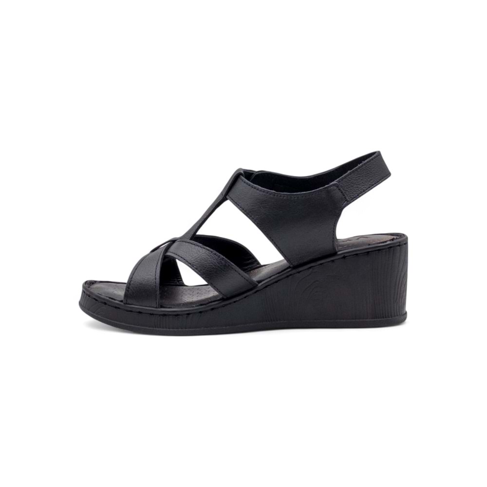 VOYAGER 9200 HAKİKİ DERİ KADIN ÇAPRAZ SANDALET - SİYAH - 40