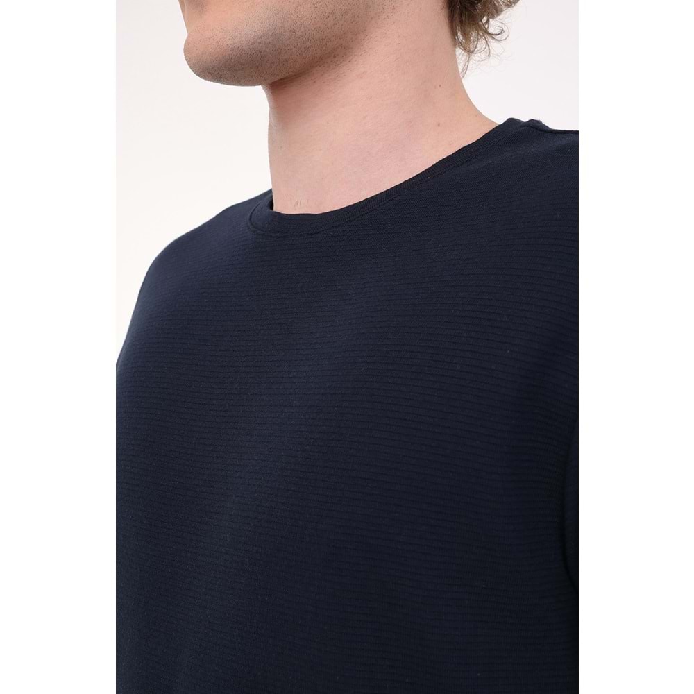 KİNETİX MB CZ JK 11BS101 5FX ERKEK KISA KOL TİŞÖRT - LACİVERT - S