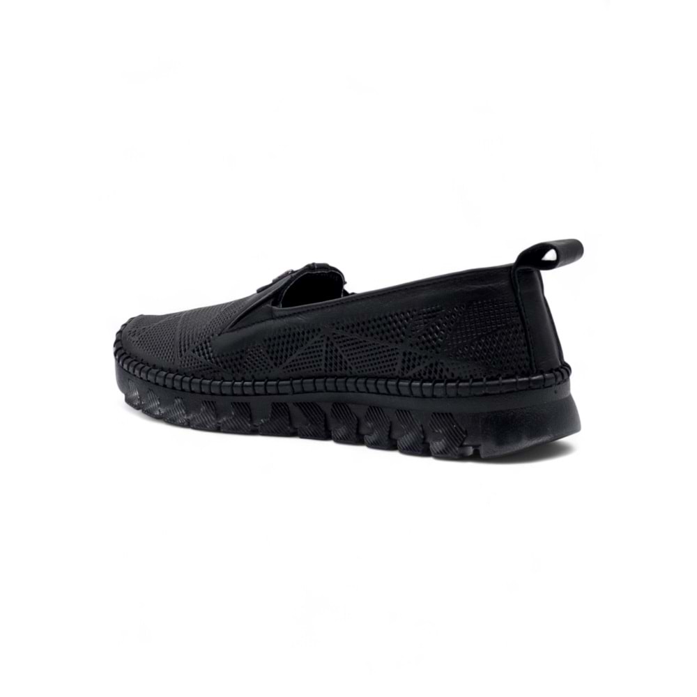 MR WHİTE TOKA DETAYLI ŞEFFAF TABAN HAKİKİ DERİ KADIN GÜNLÜK AYAKKABI - SİYAH - 36