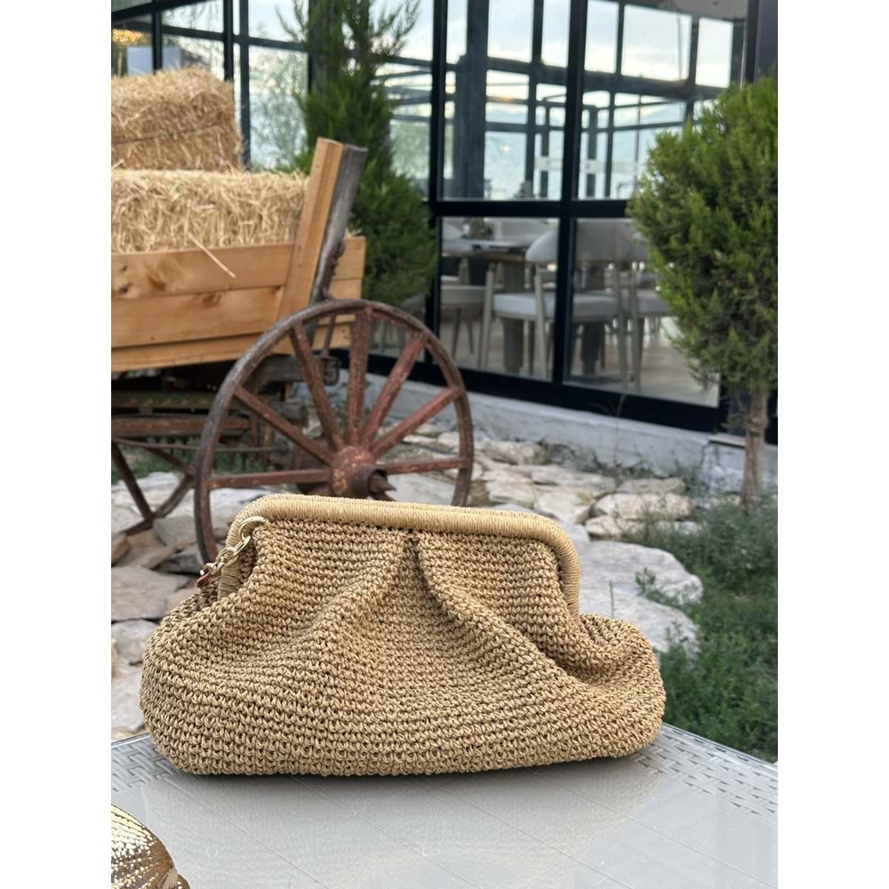 blancaston Hasır El Örgüsü Zincir Detaylı Clucth Çanta