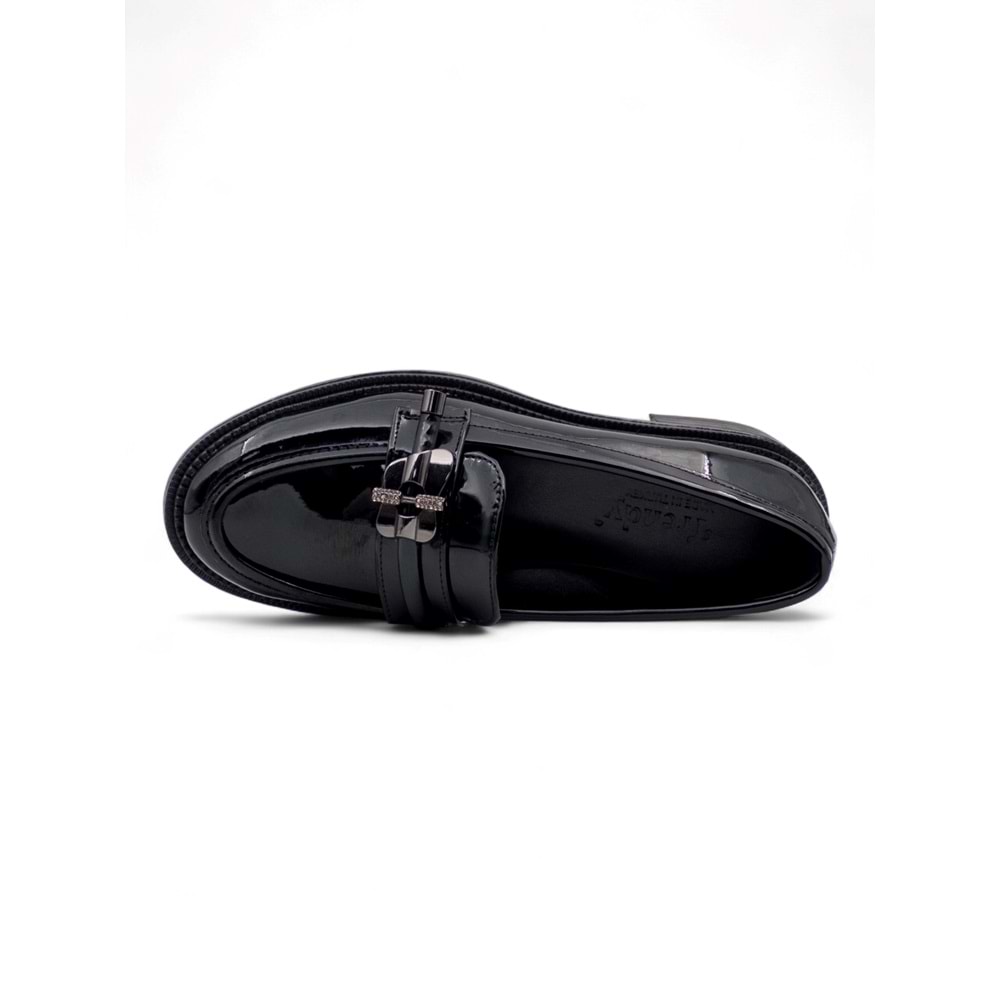TRENDY 0701 TOKA DETAYLI RUGAN KADIN LOAFER - SİYAH - 40