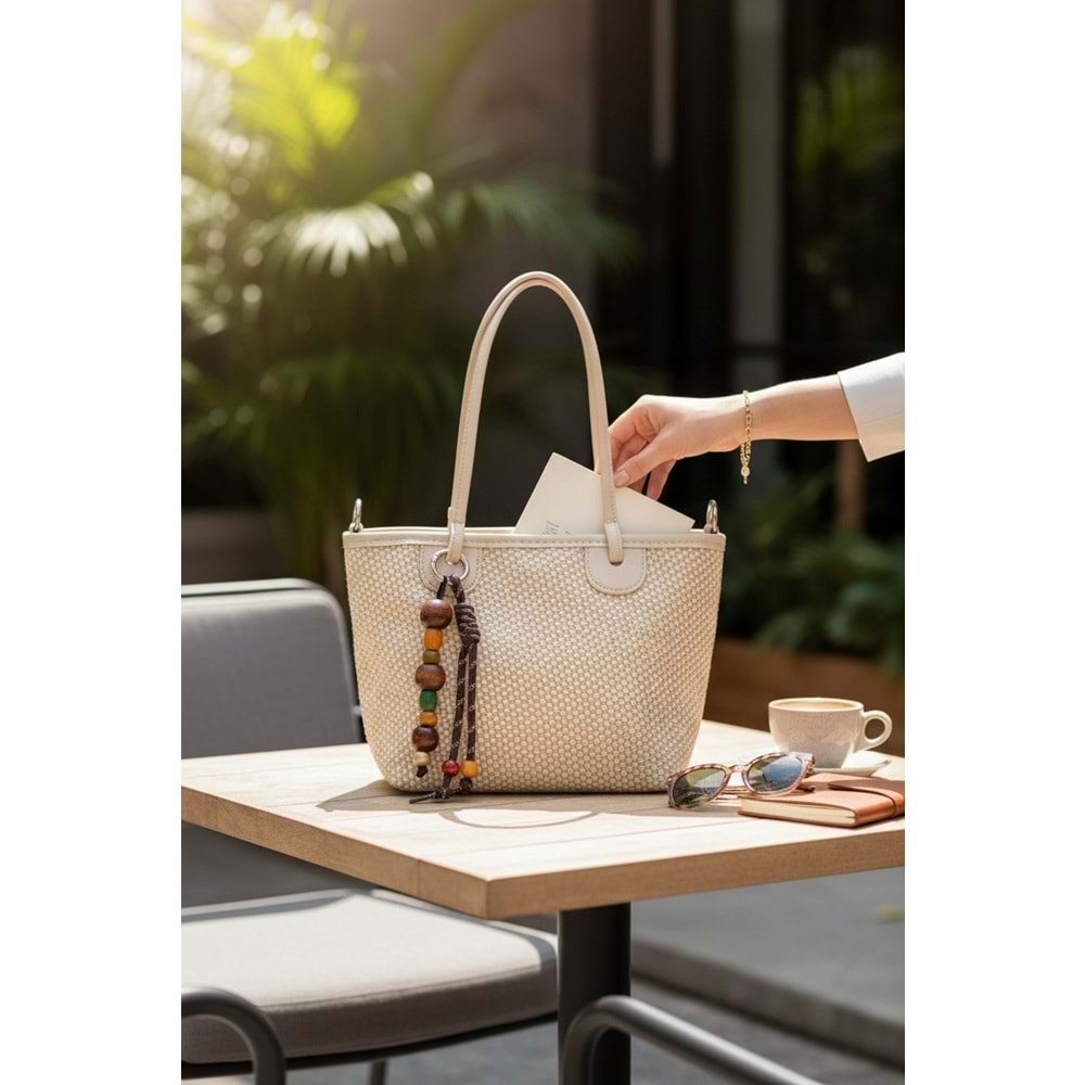 1040 Kadın Ahşap Boncuk Detaylı Hasır El ve Omuz Çantası - BEJ