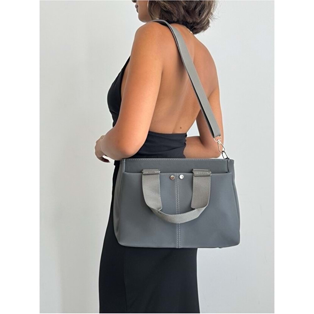 1070 Kadın Saten Çok Cepli Çapraz El ve Omuz Çantası - FÜME