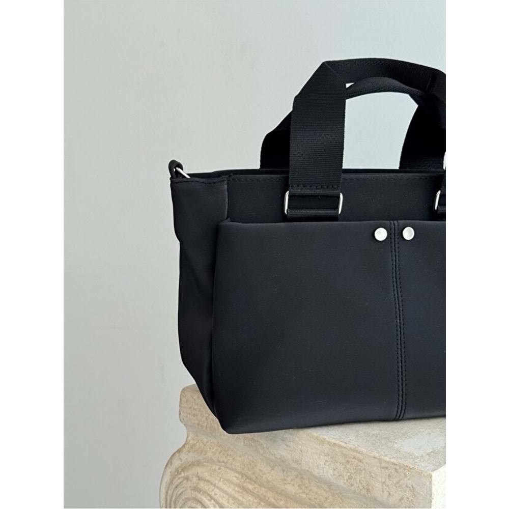 1070 Kadın Saten Çok Cepli Çapraz El ve Omuz Çantası - SİYAH