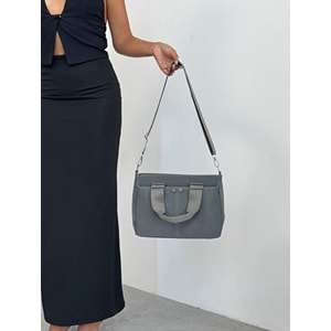 1070 Kadın Saten Çok Cepli Çapraz El ve Omuz Çantası - FÜME