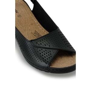 POLARİS 167248.Z6FX COMFORT KADIN SANDALET - SİYAH - 40