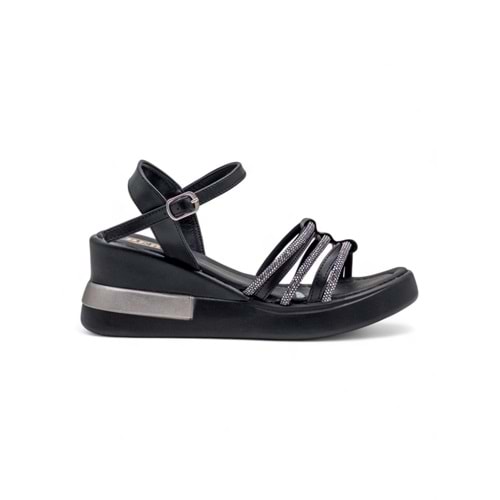 BERK POLİ TABAN TAŞLI KADIN SANDALET - SİYAH - 39